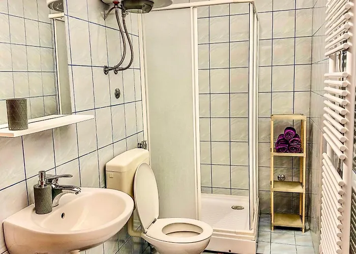 Rajan アパート ヴラシチ